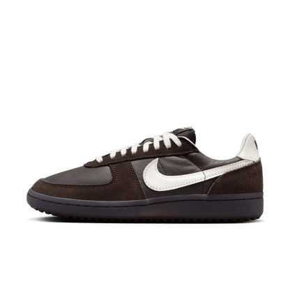 WMNS NIKE FIELD GENERAL