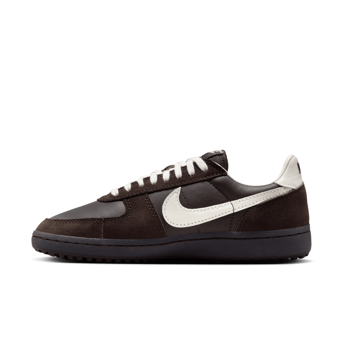 WMNS NIKE FIELD GENERAL