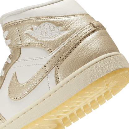 WMNS AIR JORDAN 1 MID SE