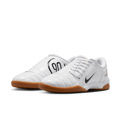 WMNS NIKE T90