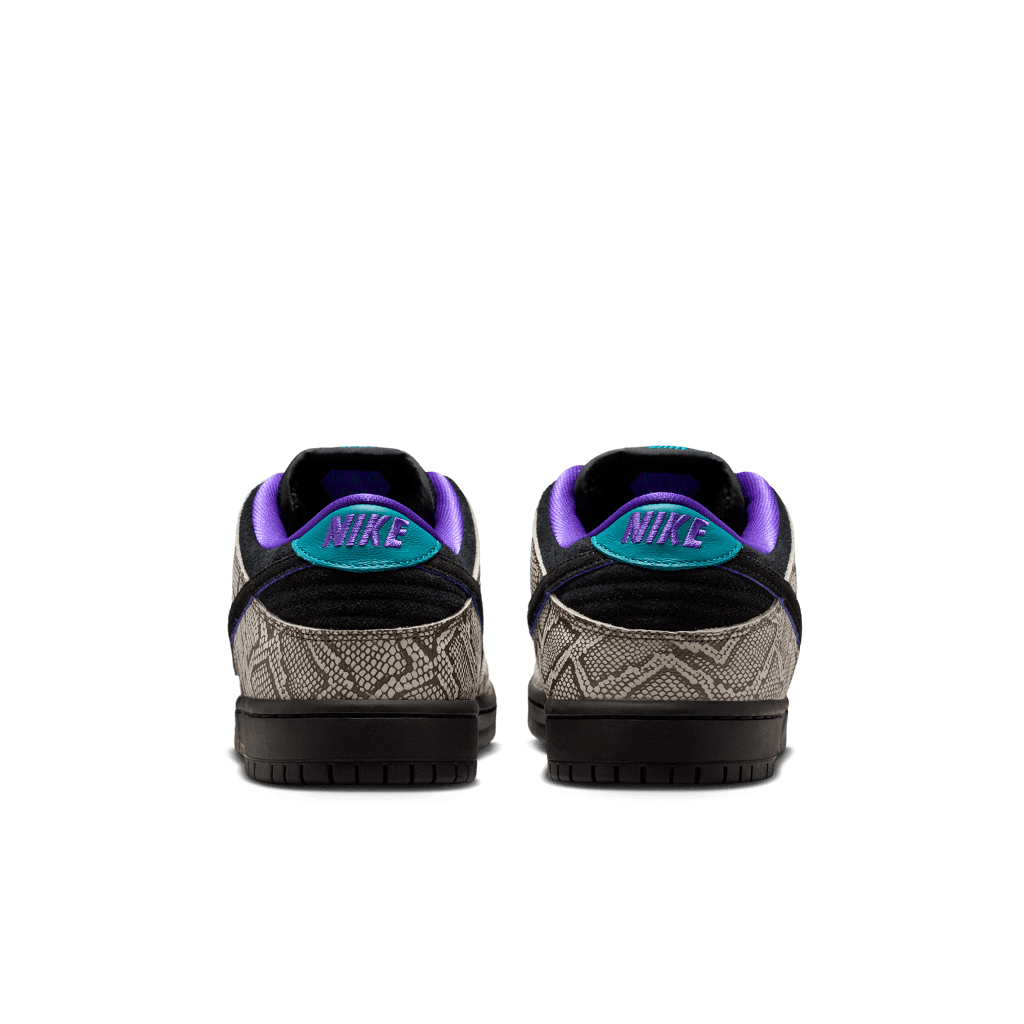 NIKE SB DUNK LOW PRO