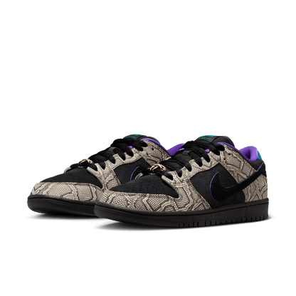 NIKE SB DUNK LOW PRO