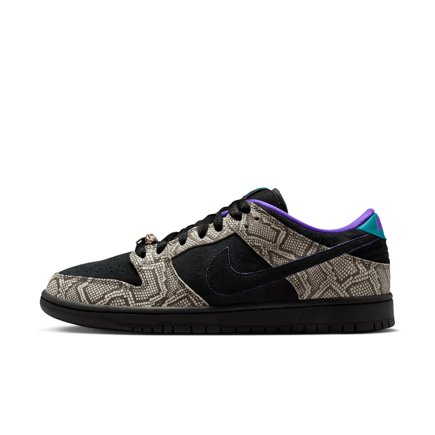 NIKE SB DUNK LOW PRO