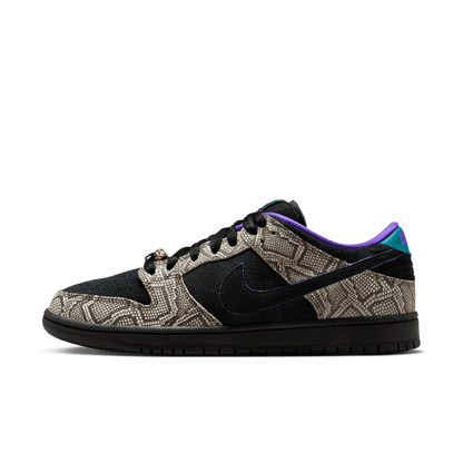 NIKE SB DUNK LOW PRO