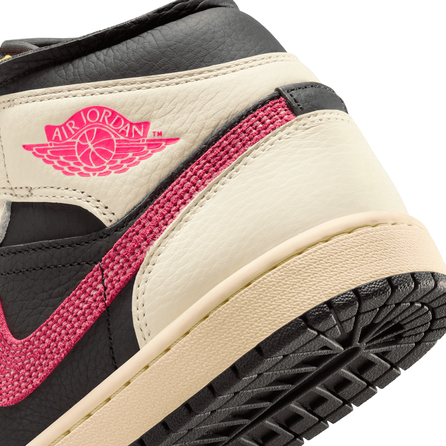 WMNS AIR JORDAN 1 MID SE EDG