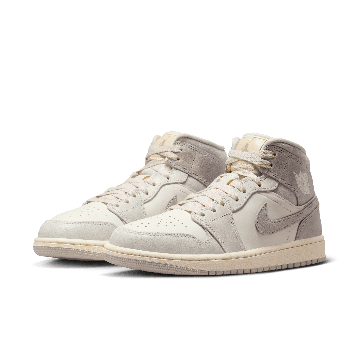 WMNS AIR JORDAN 1 MID SE