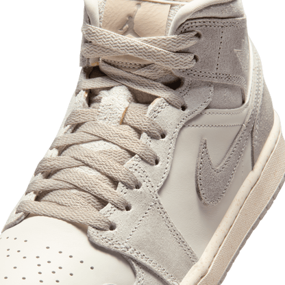 WMNS AIR JORDAN 1 MID SE