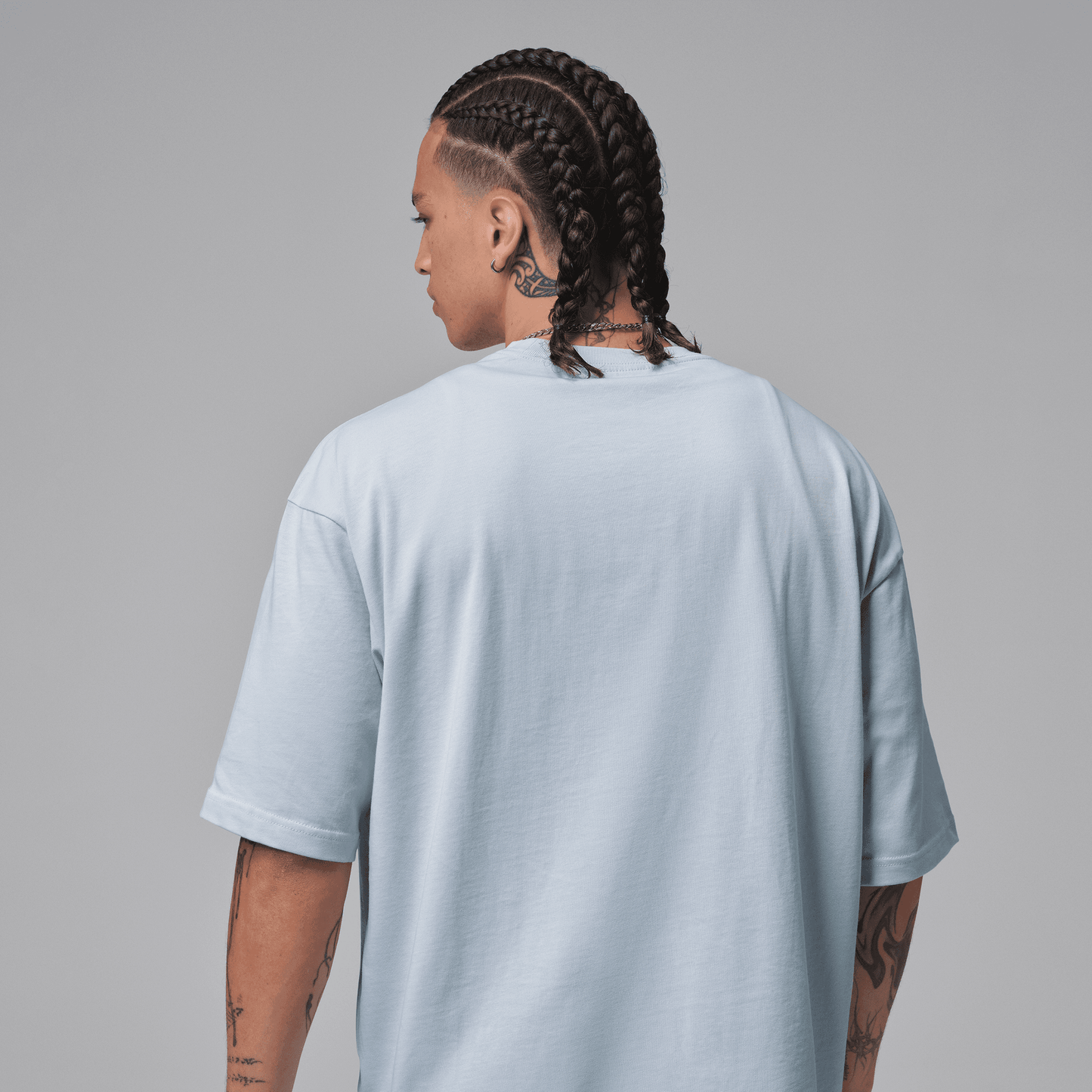 M J FLT ESS OVSZ SS CREW