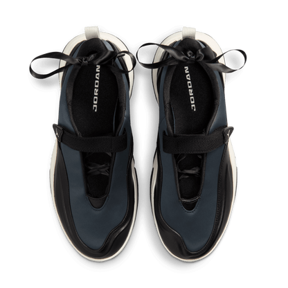 WMNS JORDAN POINTE