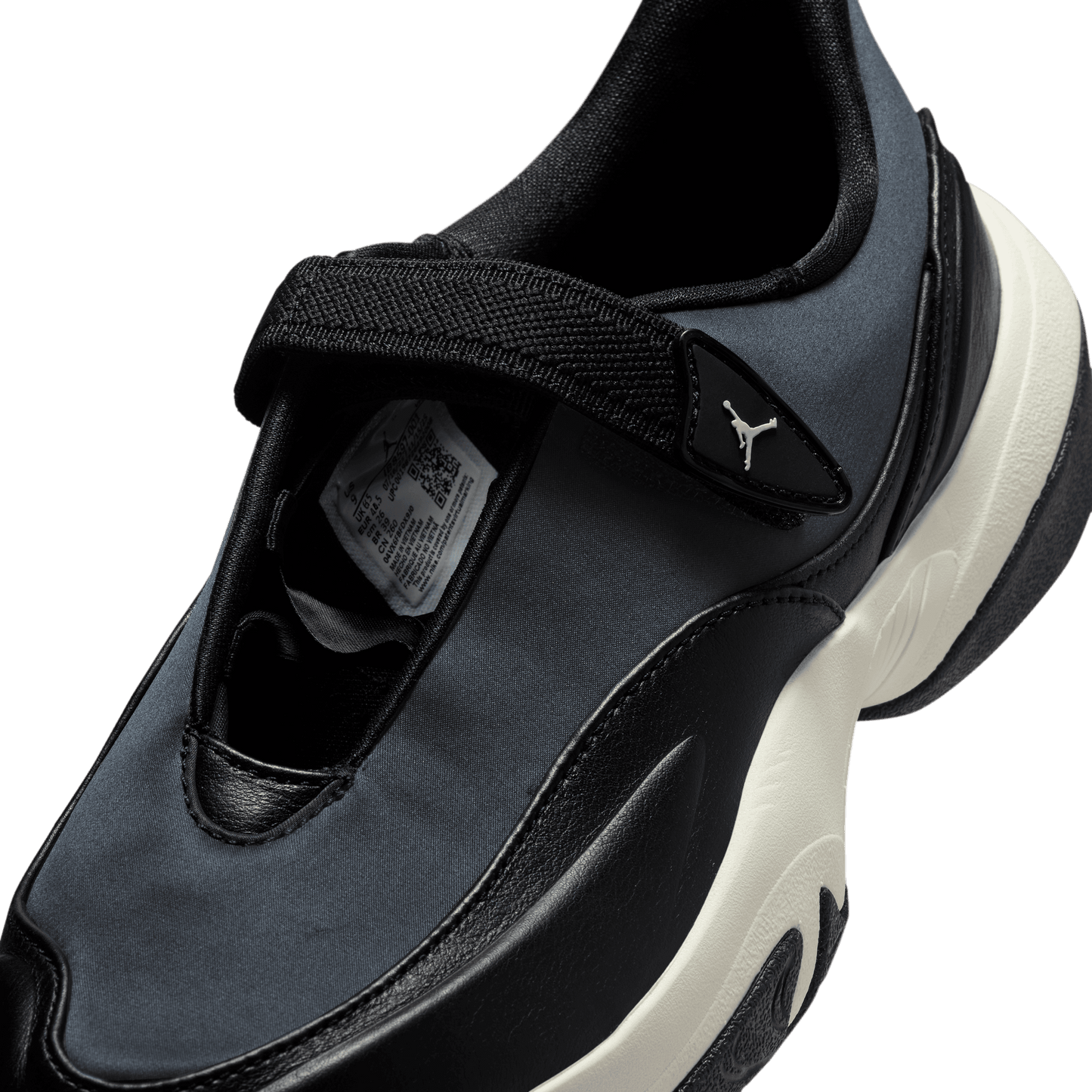 WMNS JORDAN POINTE