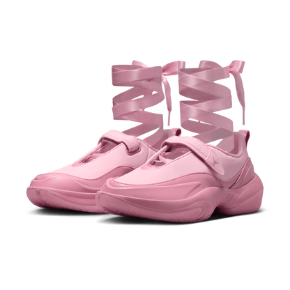 WMNS JORDAN POINTE