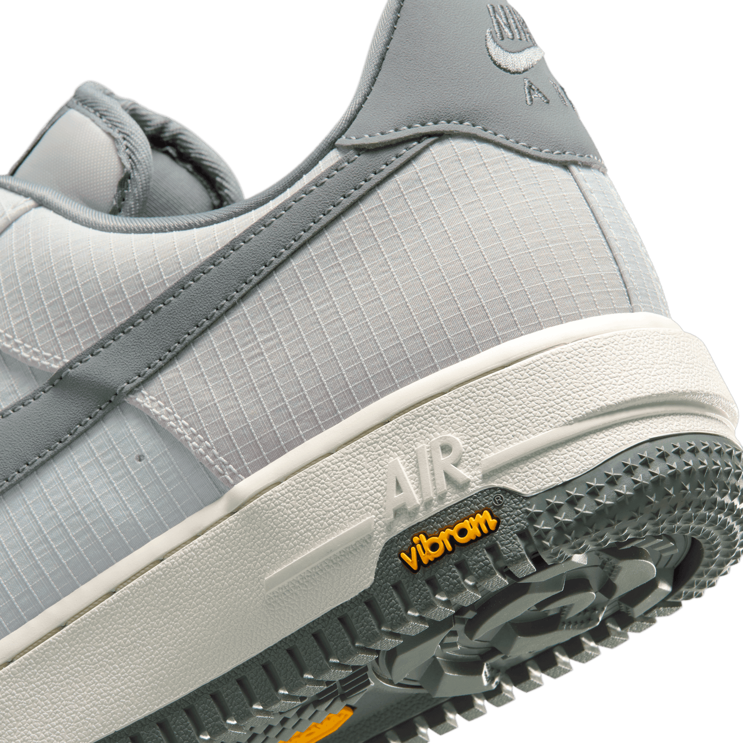 AIR FORCE 1 '07 LX VIBRAM