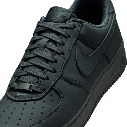NIKE AIR FORCE 1 LOW RETRO PREMIUM