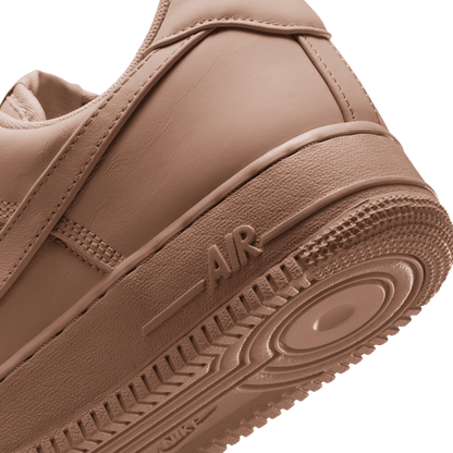 NIKE AIR FORCE 1 LOW RETRO PREMIUM