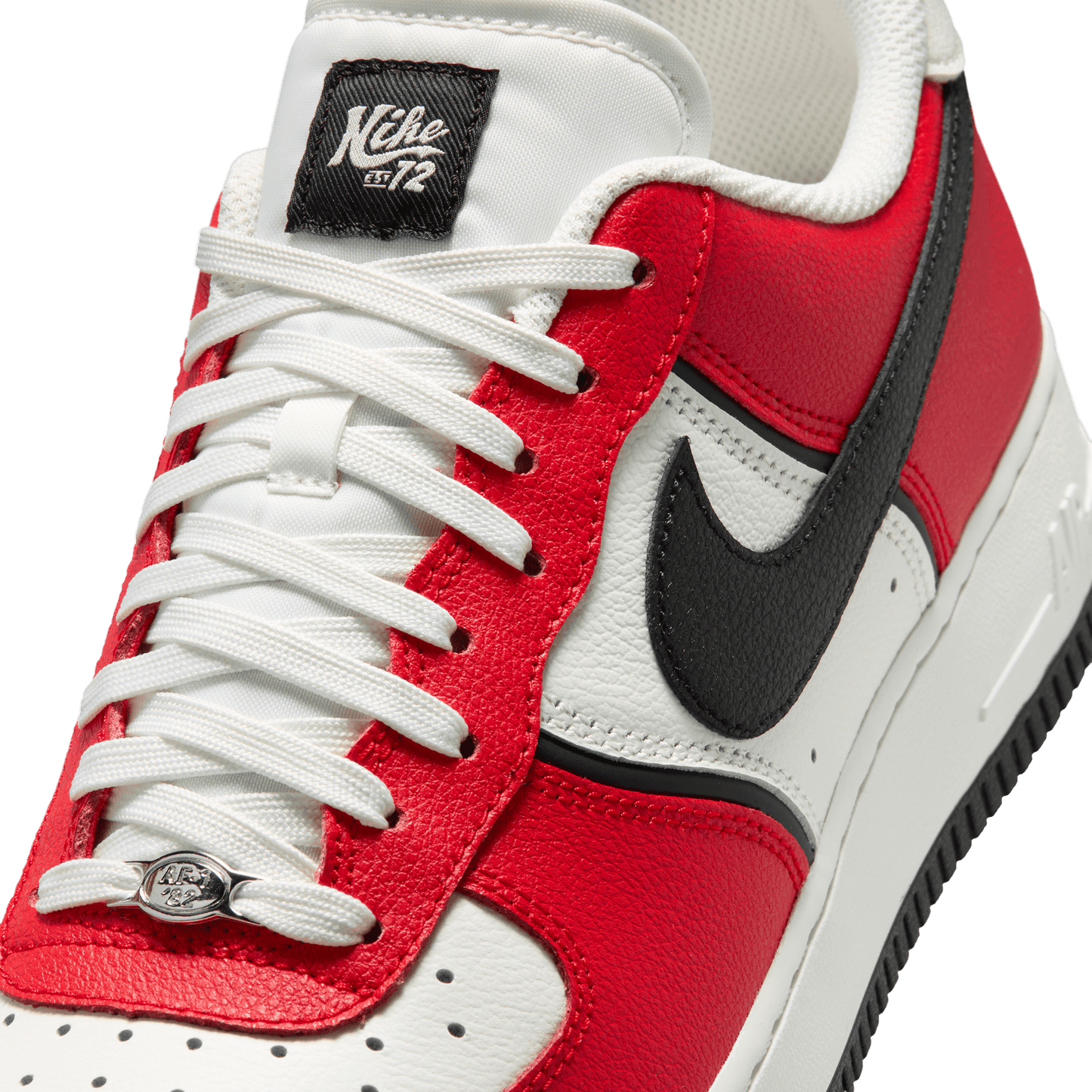 AIR FORCE 1 '07 LV8 SPORT