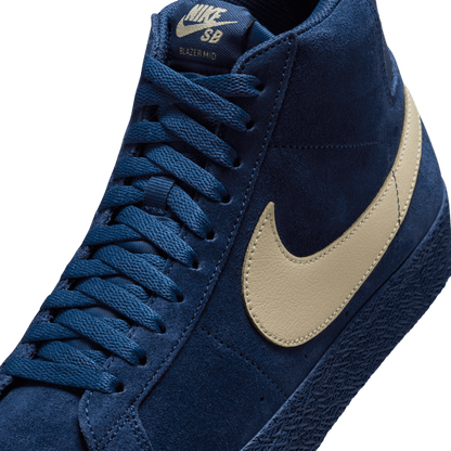 NIKE SB ZOOM BLAZER MID