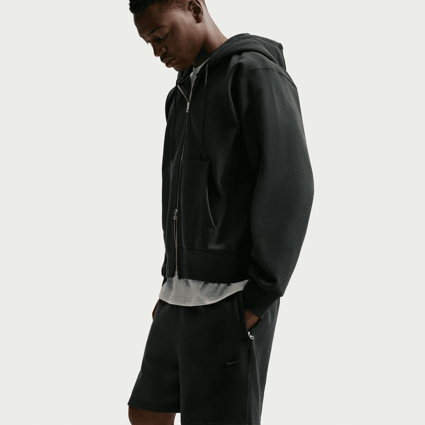 NIKE ENERGY SHORTS