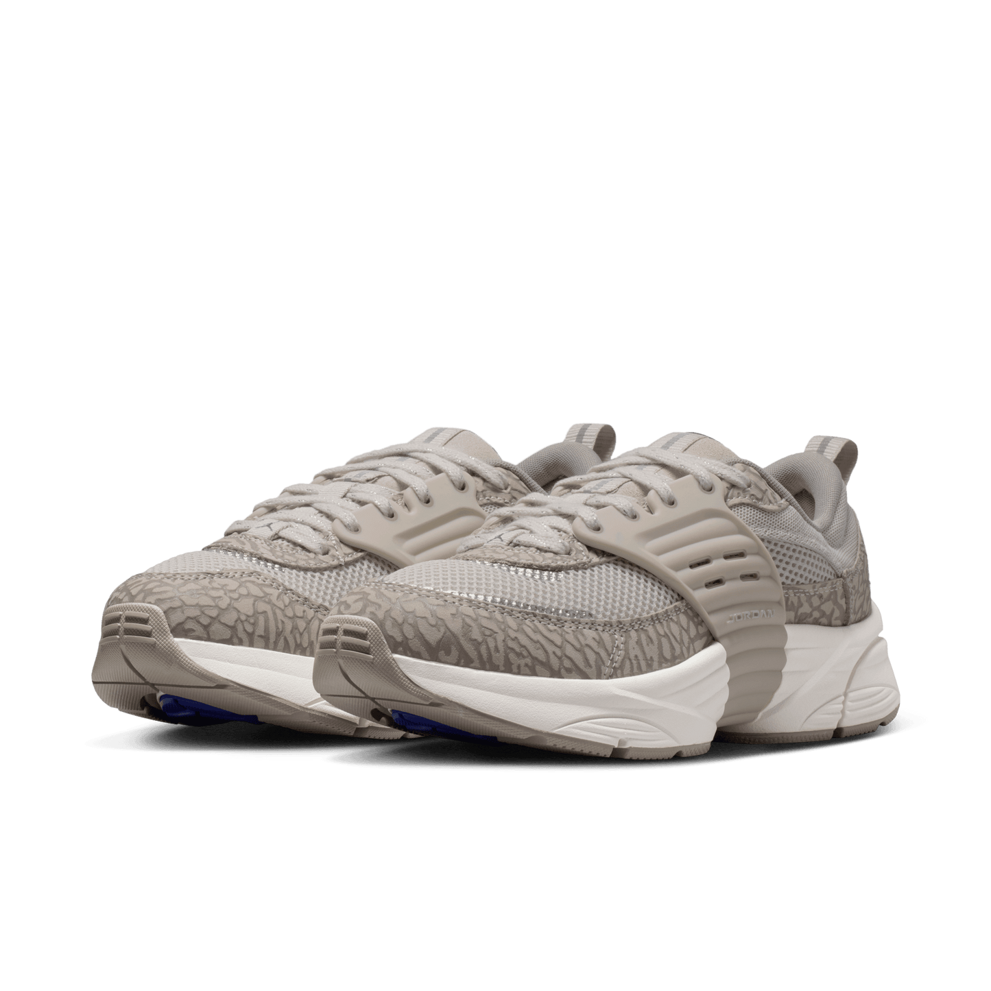 WMNS JORDAN TRUNNER O/S