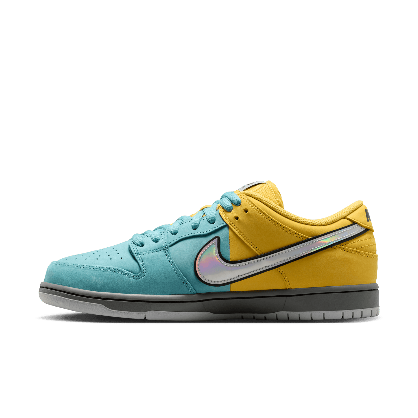NIKE SB DUNK LOW PRO