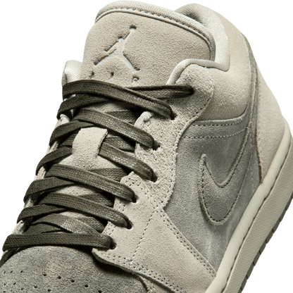 WMNS AIR JORDAN 1 LOW SE APLA