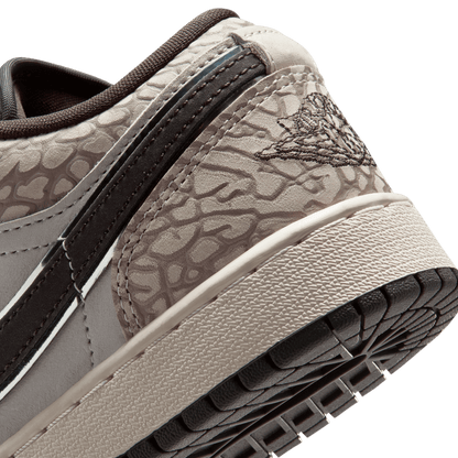 AIR JORDAN 1 LOW SE (GS)