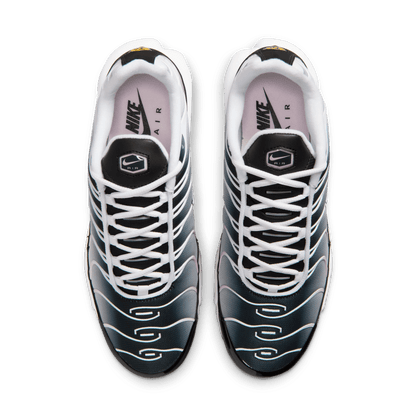 NIKE AIR MAX PLUS