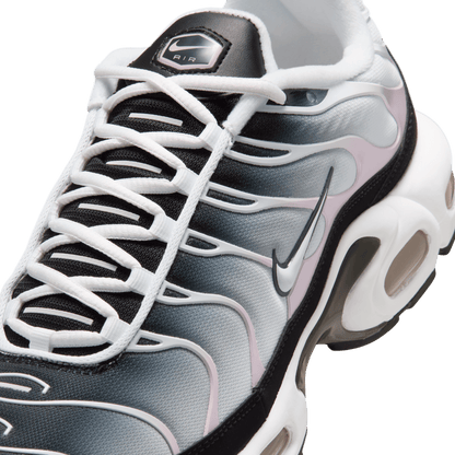 NIKE AIR MAX PLUS
