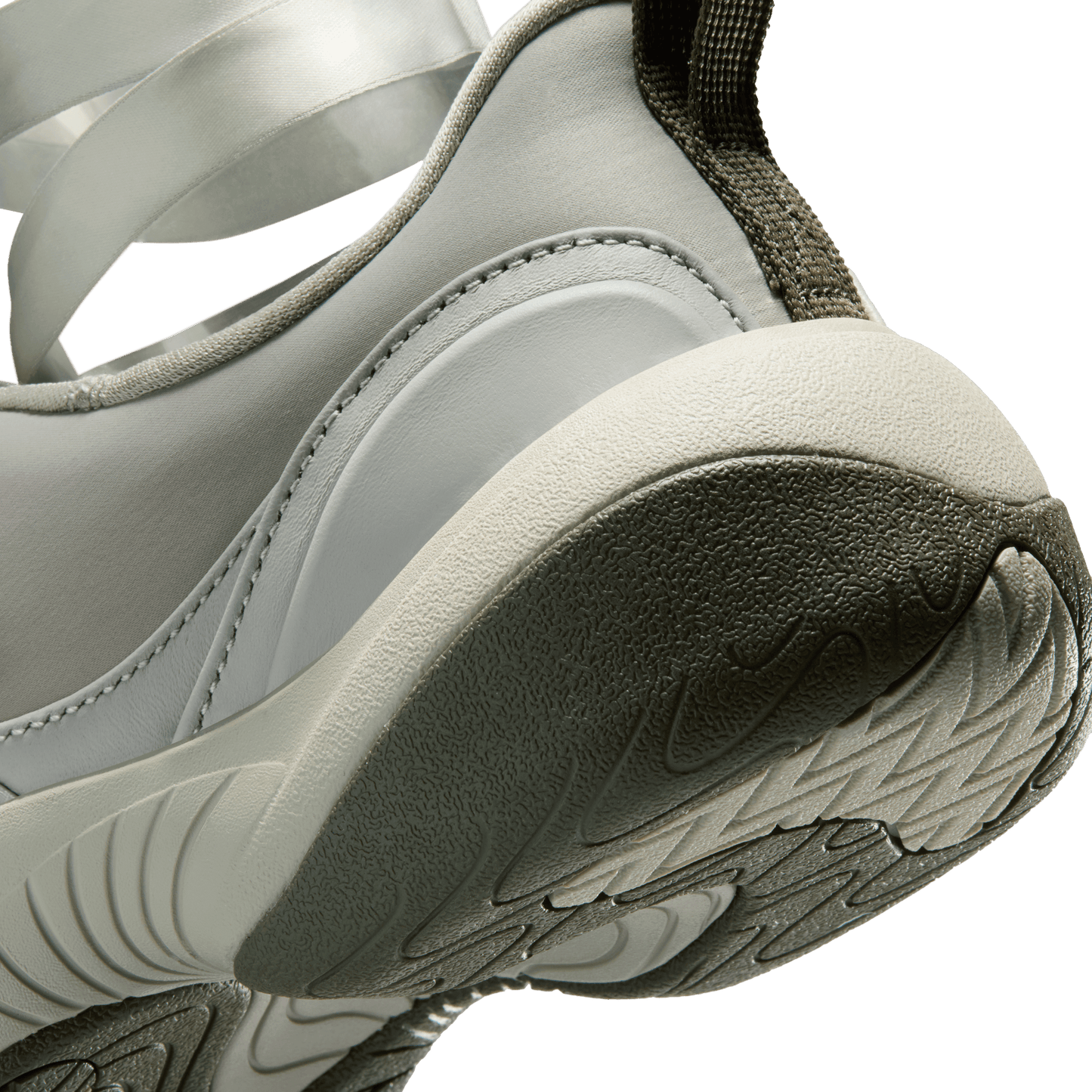 WMNS JORDAN POINTE