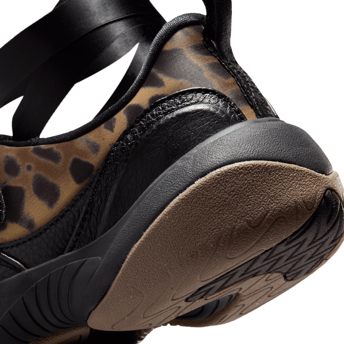 WMNS JORDAN POINTE SE