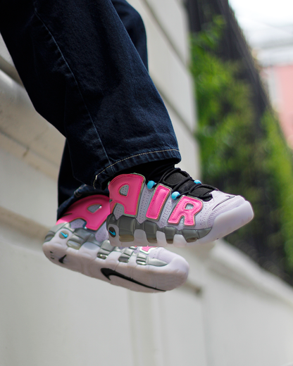 W NIKE AIR MORE UPTEMPO