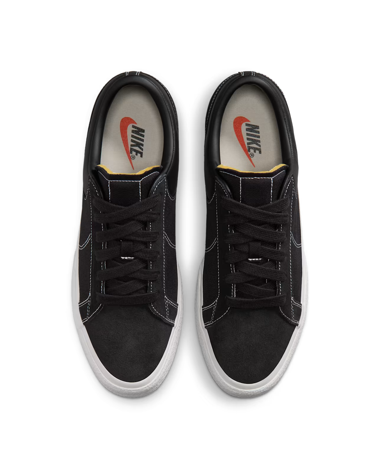 NIKE BLAZY
