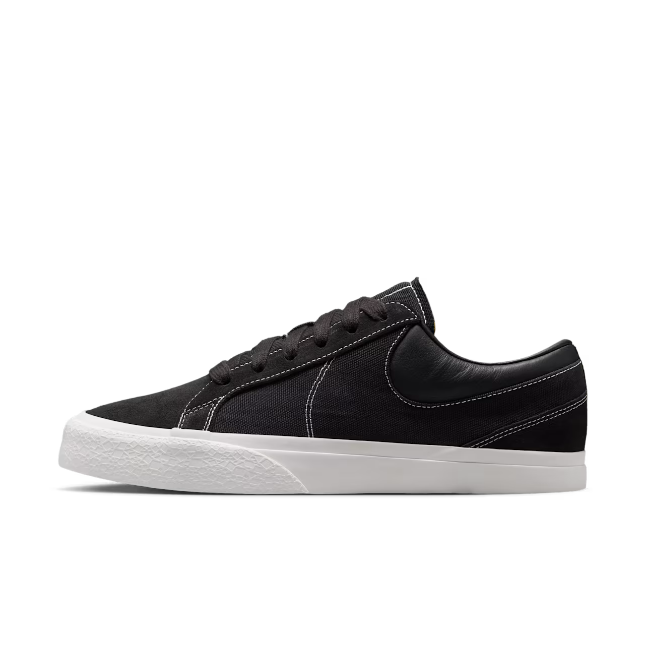 NIKE BLAZY