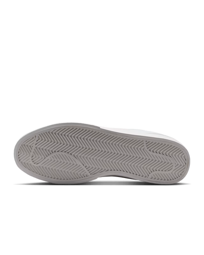 NIKE BLAZY