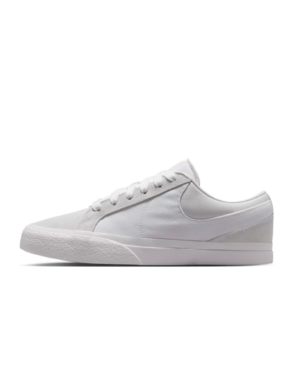 NIKE BLAZY