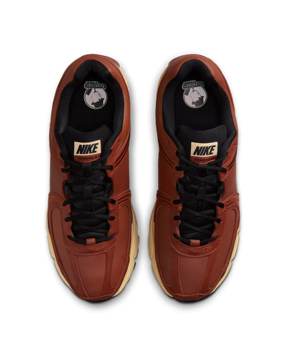NIKE ZOOM VOMERO 5