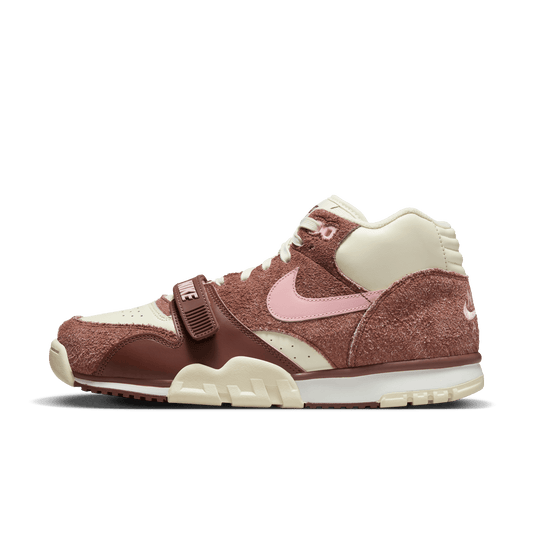 NIKE AIR TRAINER 1