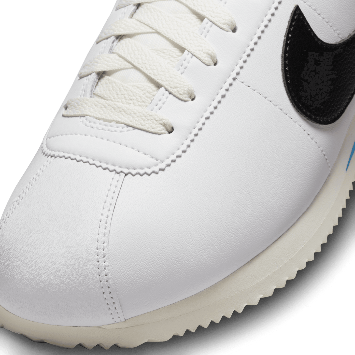 NIKE CORTEZ