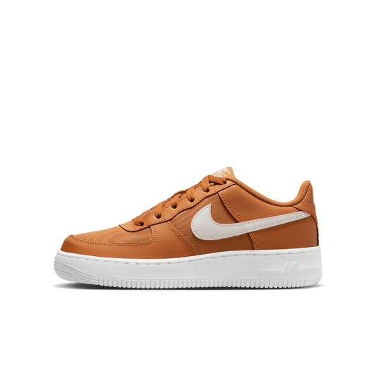 NIKE AIR FORCE 1 LV8 2