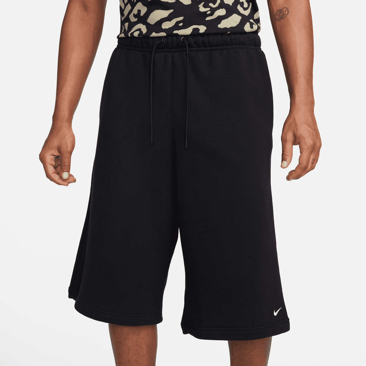 NIKE SPORTSWEAR CIRCA SHORTS